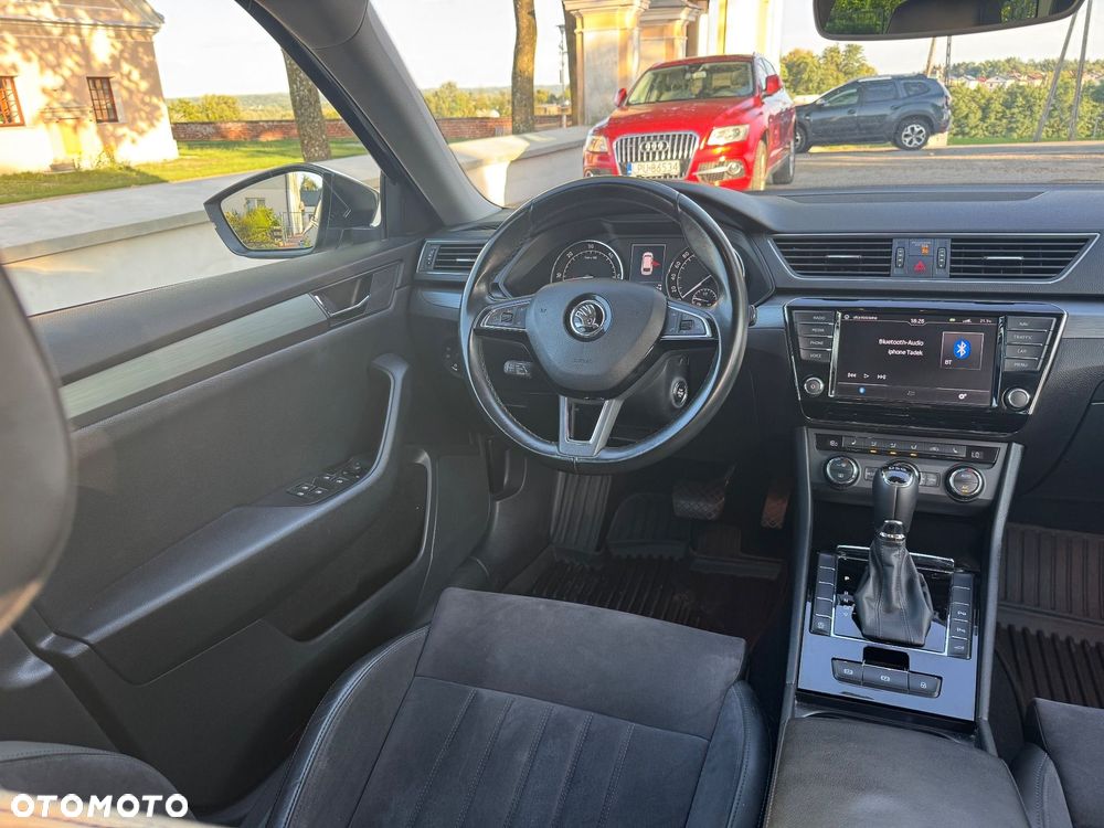 Skoda Superb 1.6 TDI DSG Ambition - 22