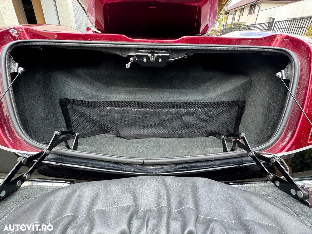 Honda GL 1800 Gold Wing - 8