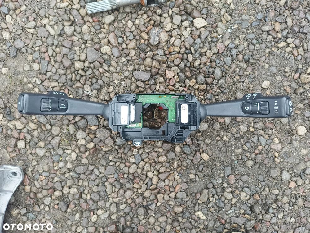 PRZEŁĄCZNIK ZESPOLONY ŚWIATEŁ  WYCIERACZKI  VOLVO XC60 I LIFT D5 - 1