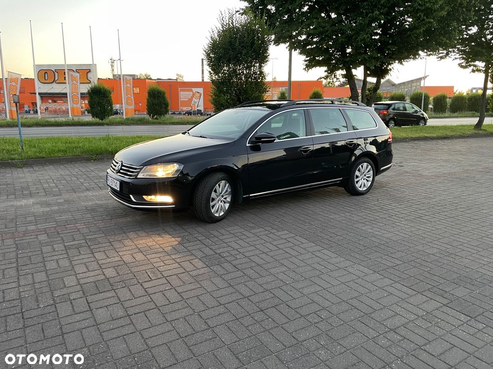 Volkswagen Passat 2.0 TDI DPF BlueMotion Technology Comfortline - 3