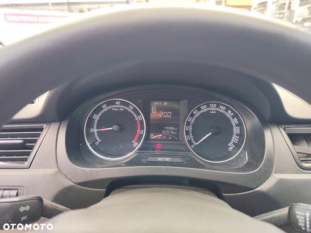 Skoda RAPID 1.0 TSI Active - 6