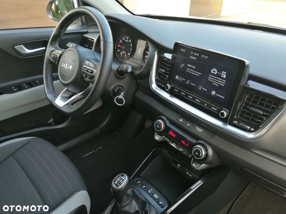 Kia Stonic 1.0 T-GDI MHEV L Business Line - 24
