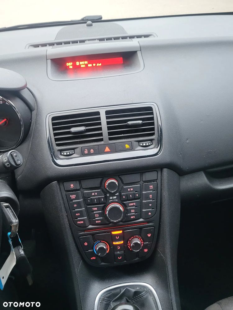 Opel Meriva 1.4 Ecoflex Active - 28