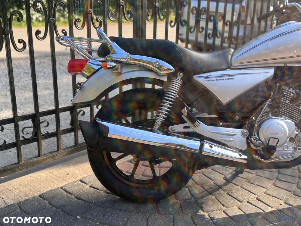 Yamaha YBR - 9