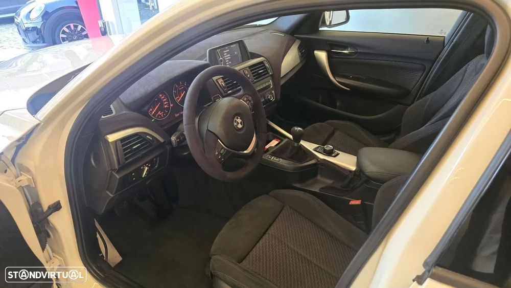 BMW 118 d Pack M - 6