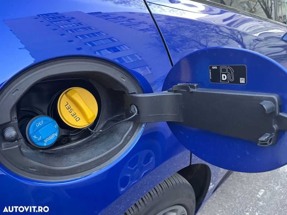 Jaguar F-Pace 30d AWD R-Sport - 31