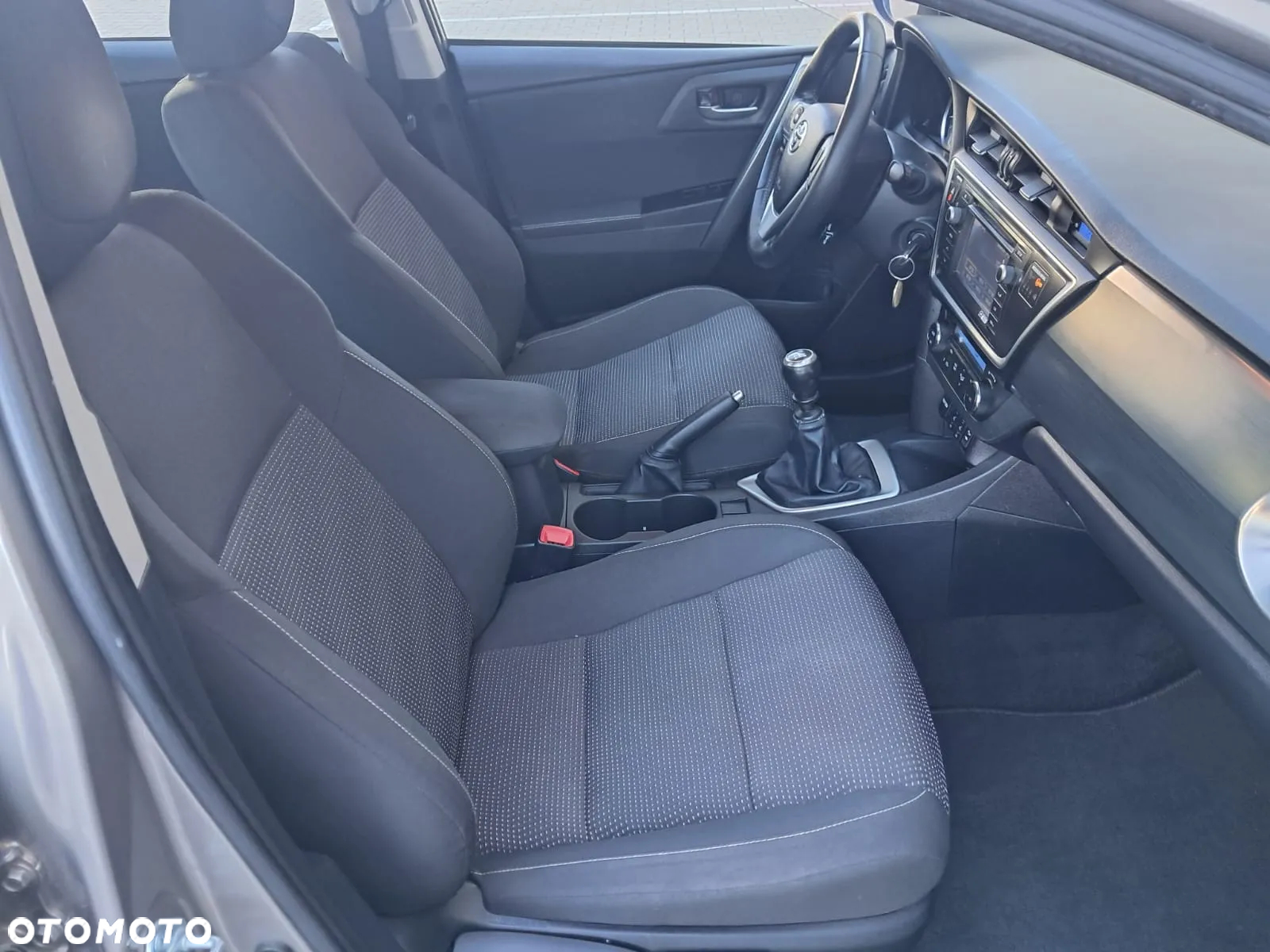Toyota Auris 1.6 Valvematic START Edition - 20