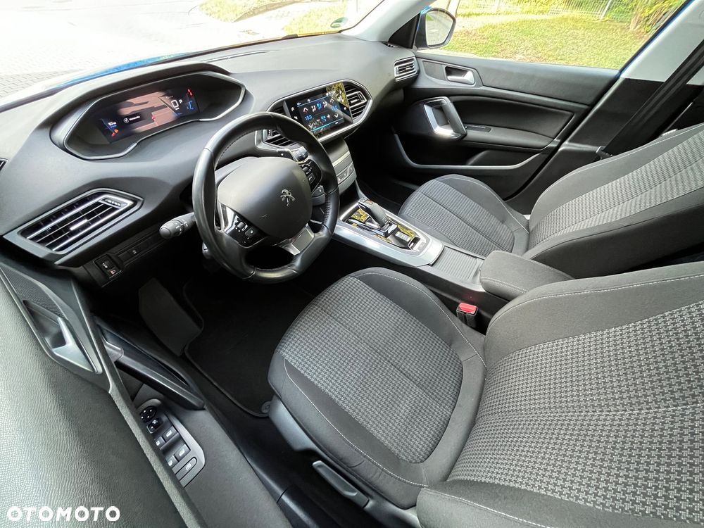 Peugeot 308 BlueHDi 130 EAT8 Business - 5