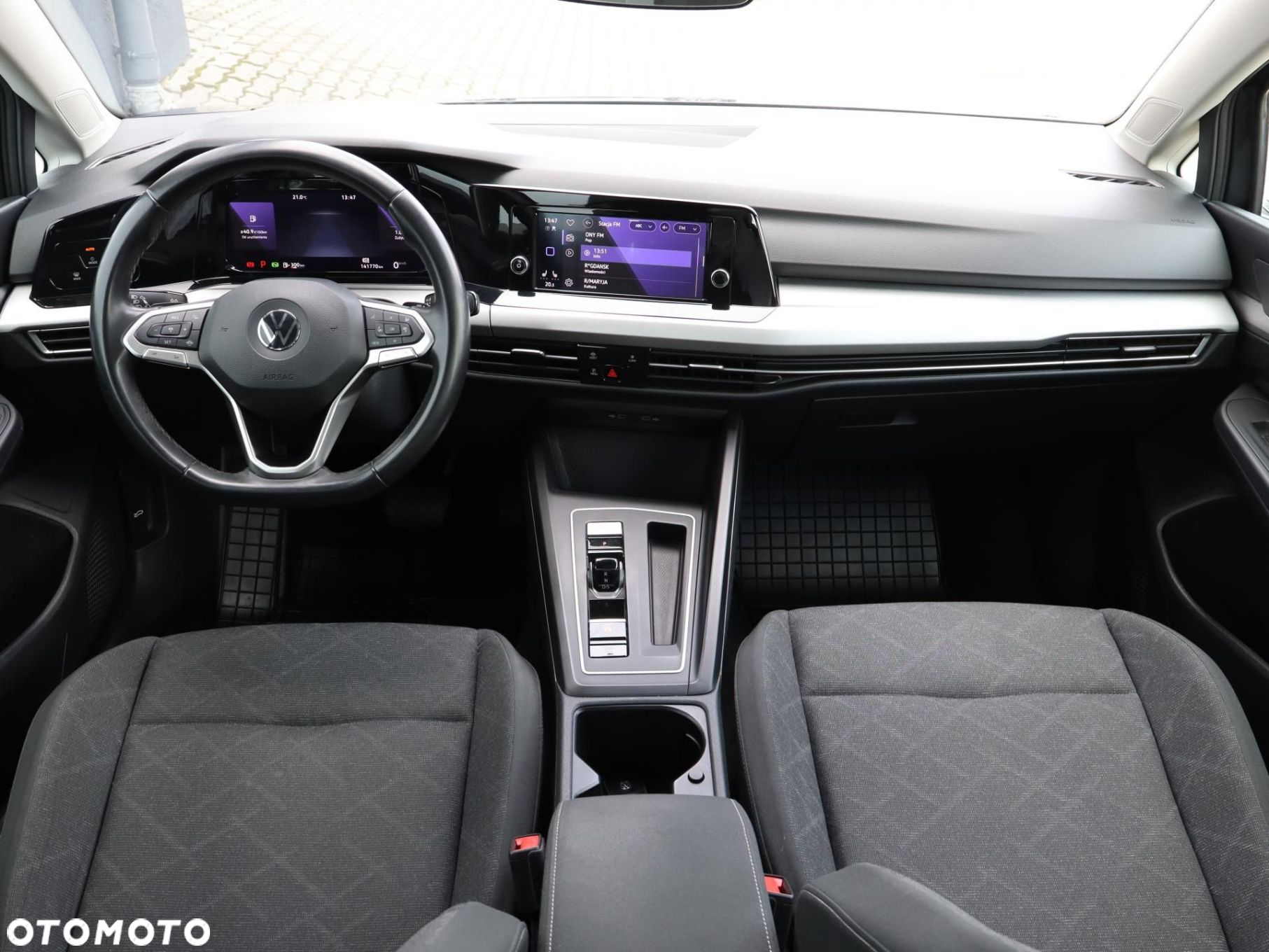 Volkswagen Golf - 5