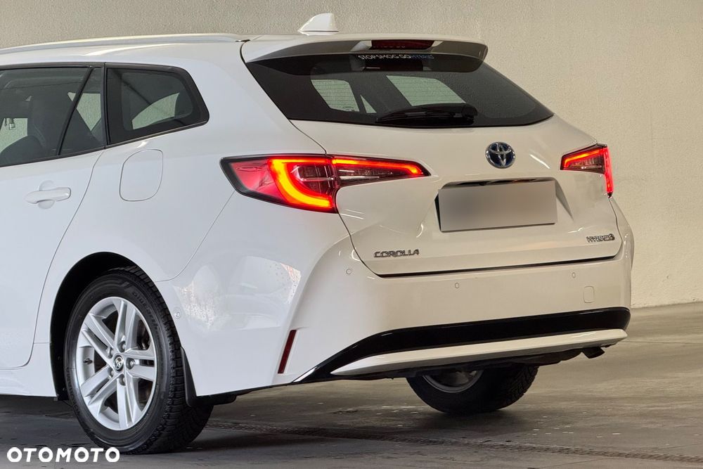 Toyota Corolla 1.8 Hybrid Comfort - 22
