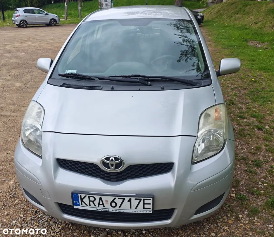 Toyota Yaris - 6