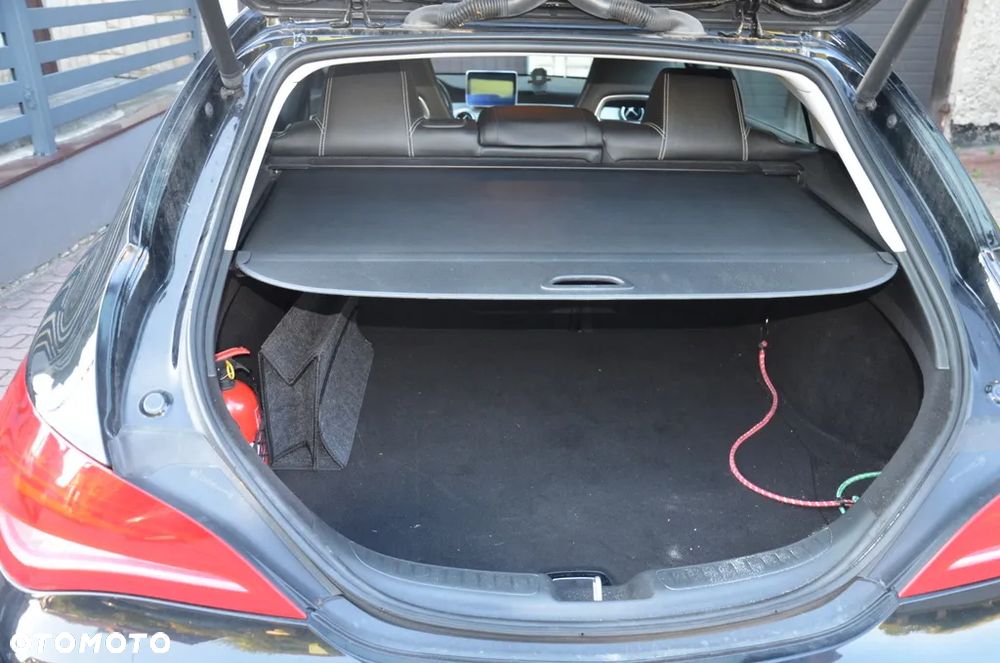 Mercedes-Benz CLA 180 - 5