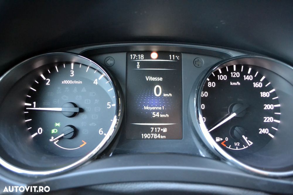 Nissan Qashqai 1.5 DCI TEKNA - 15