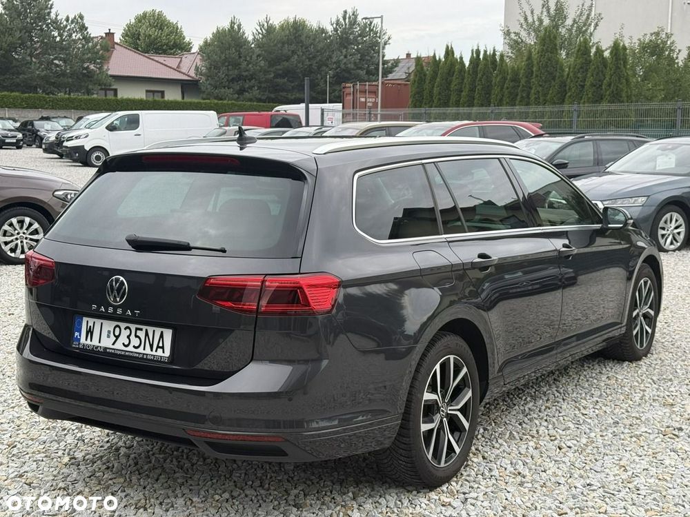 Volkswagen Passat Variant 2.0 TDI SCR Business DSG - 10