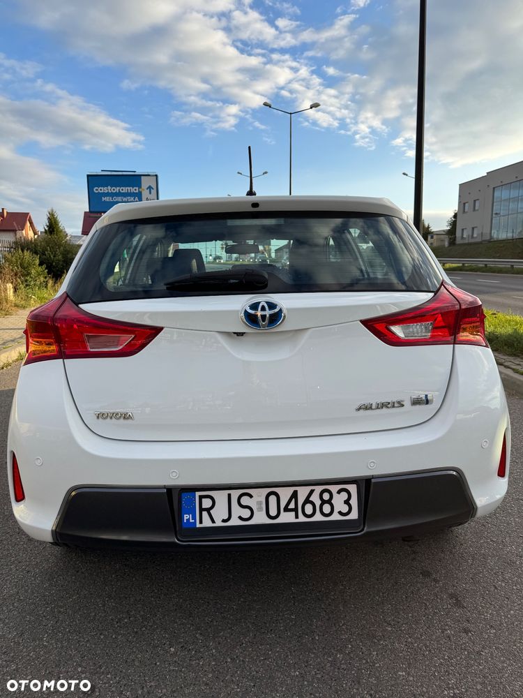 Toyota Auris 1.8 HSD Luna - 12