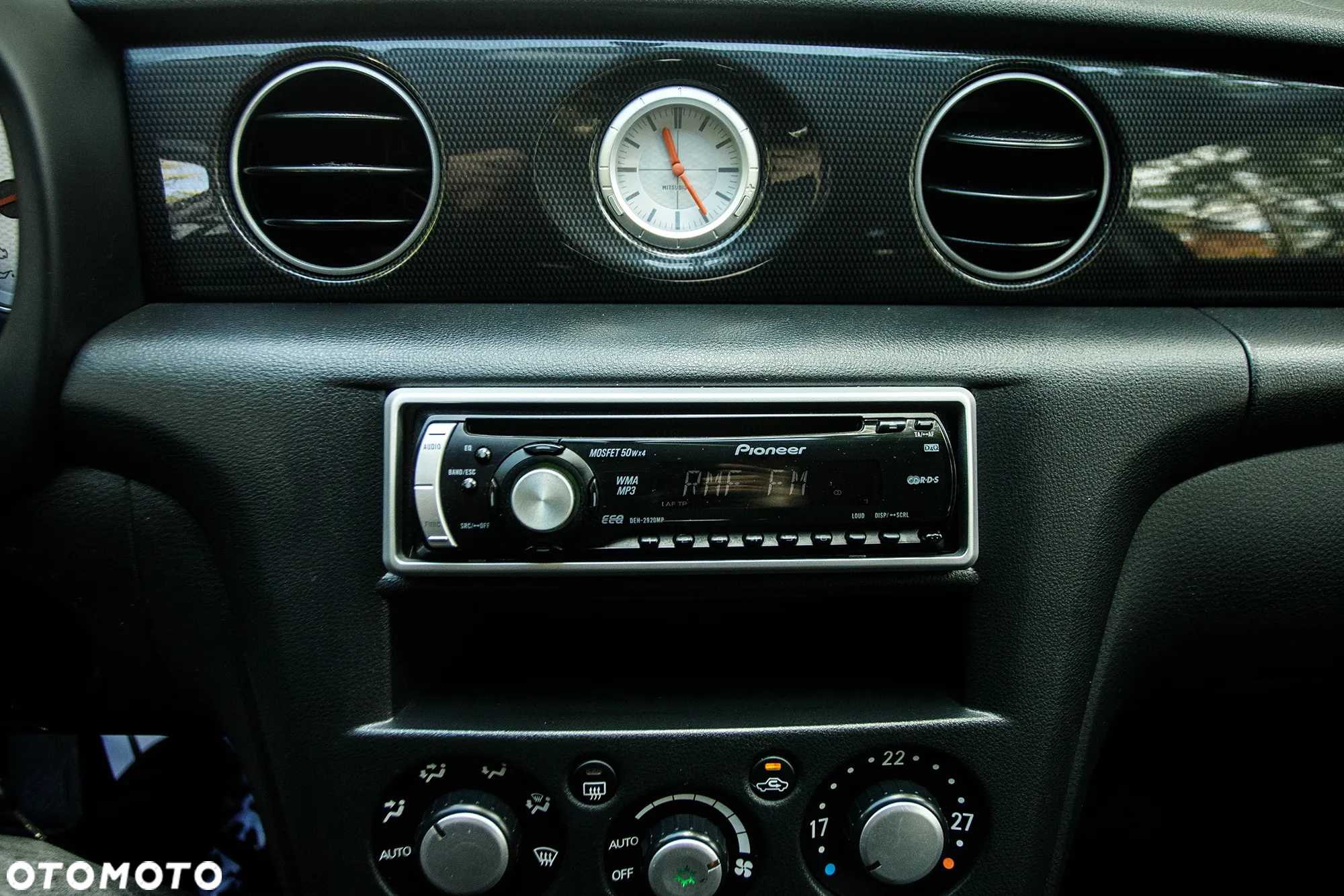 Mitsubishi Outlander 2.0 Turbo 4WD - 33