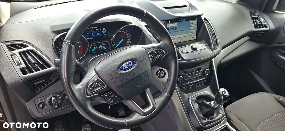 Ford Kuga - 16