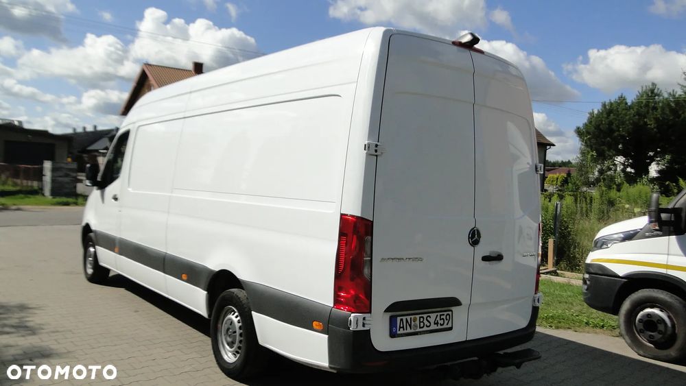 Mercedes-Benz SPRINTER - 6