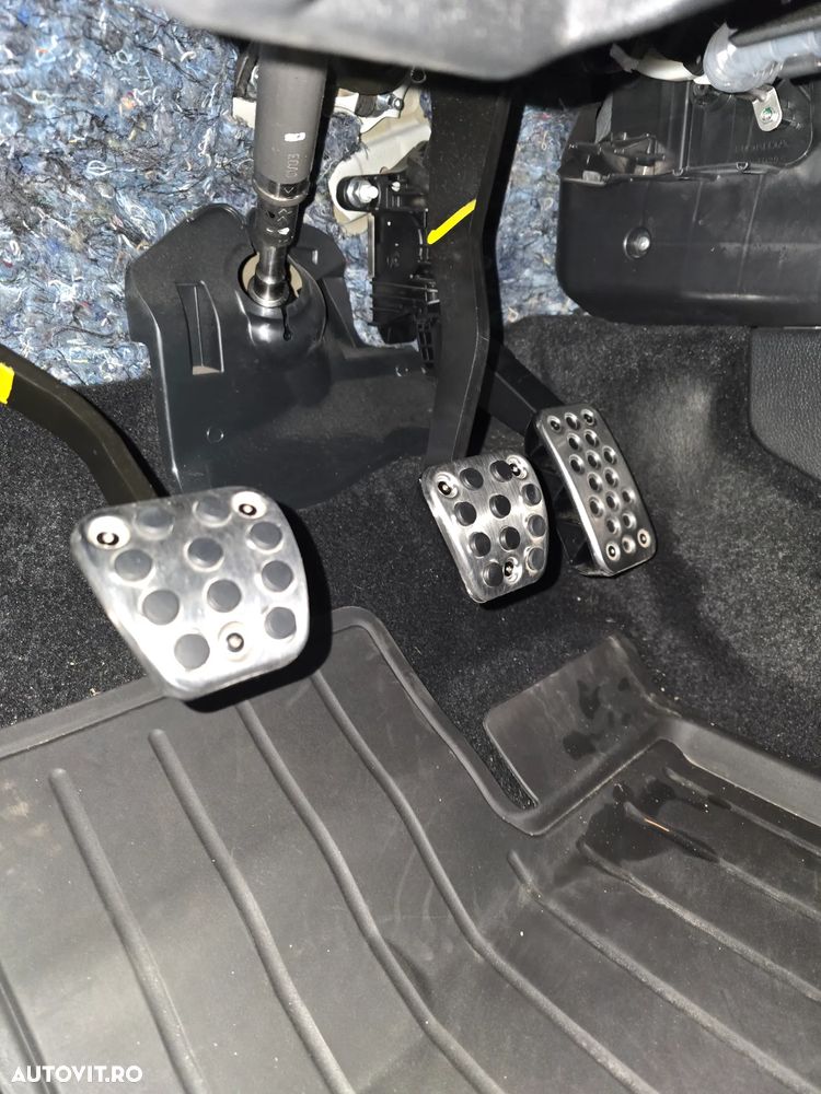 Honda Civic 1.5 VTEC Turbo Sport - 24