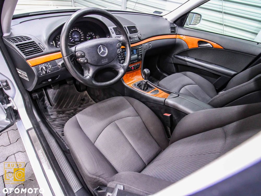 Mercedes-Benz Klasa E 200 Kompressor Avantgarde - 16
