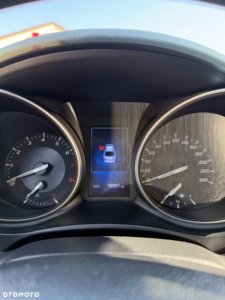 Toyota Avensis 2.0 Prestige MS - 9