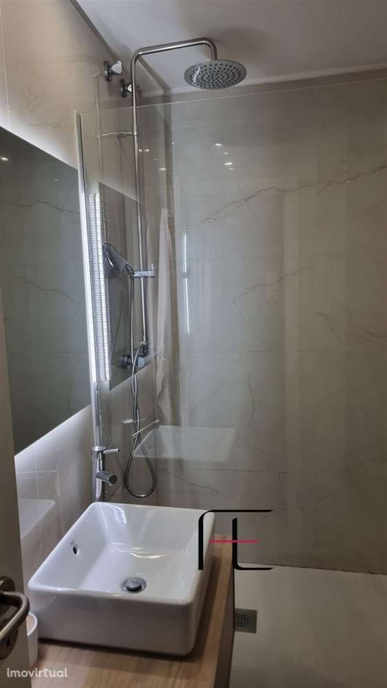 Apartamento T5 Venda em Ramalde,Porto - Grande imagem: 4/25