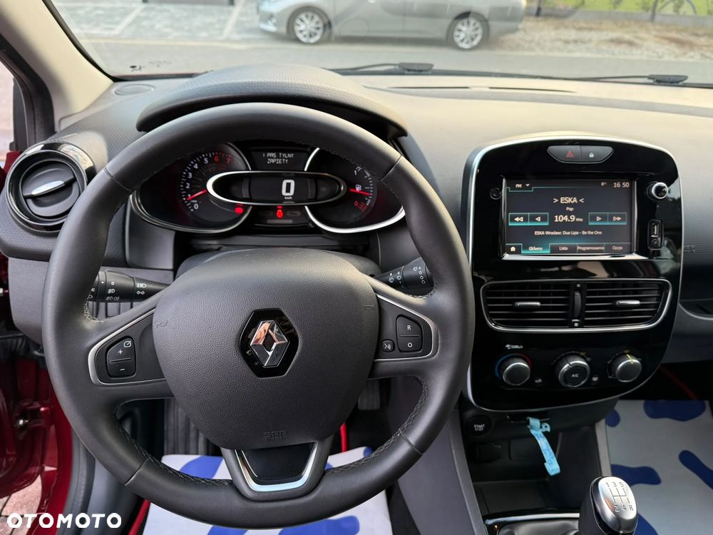 Renault Clio - 16