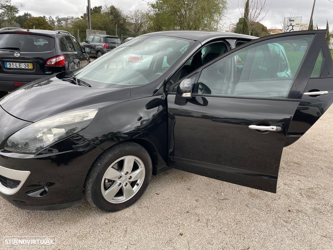 Renault Scénic 1.5 dCi Dynamique S EDC - 13