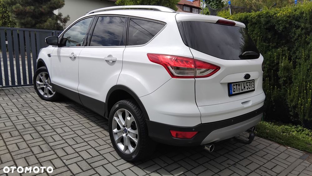 Ford Kuga 2.0 TDCi 4WD Titanium - 4