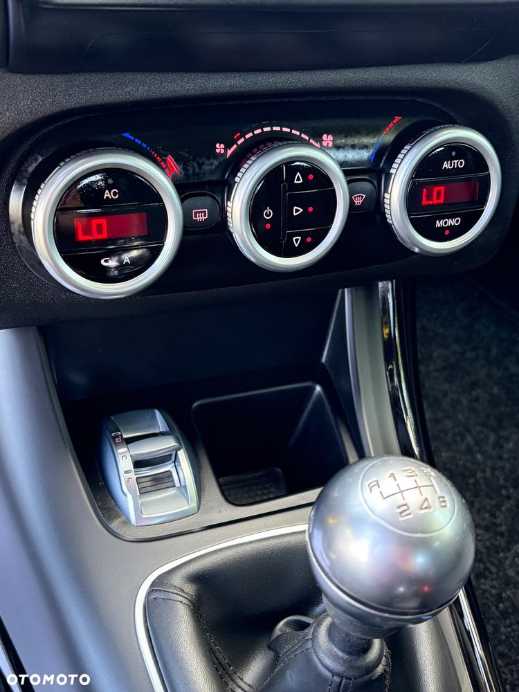 Alfa Romeo Giulietta 1.4 TB 16V Multiair - 28