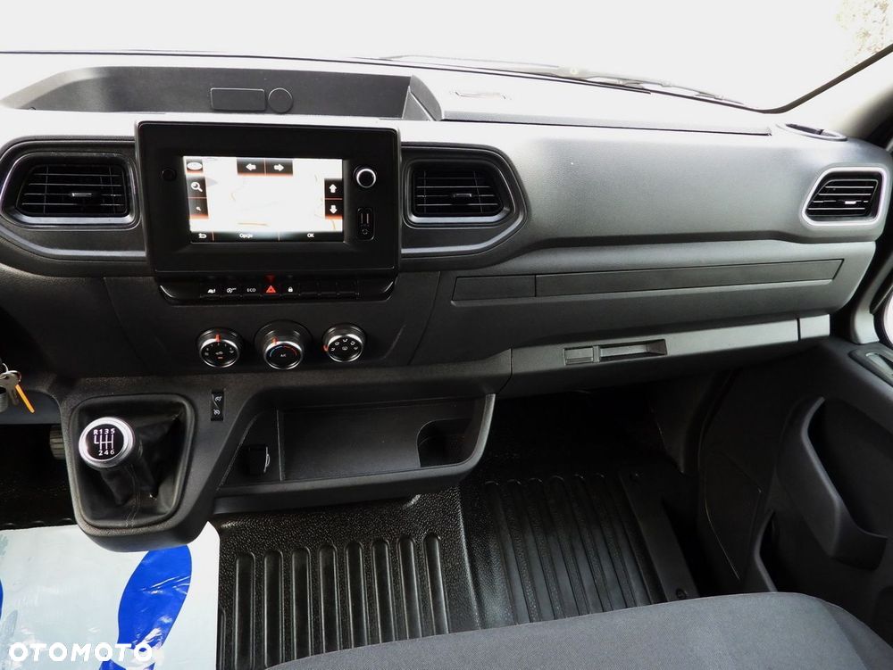 Renault MASTER PLANDEKA 10 PALET TEMPOMAT NAWIGACJA LEDY PNEUMATYKA KLIMATYZACJA  165KM - 32