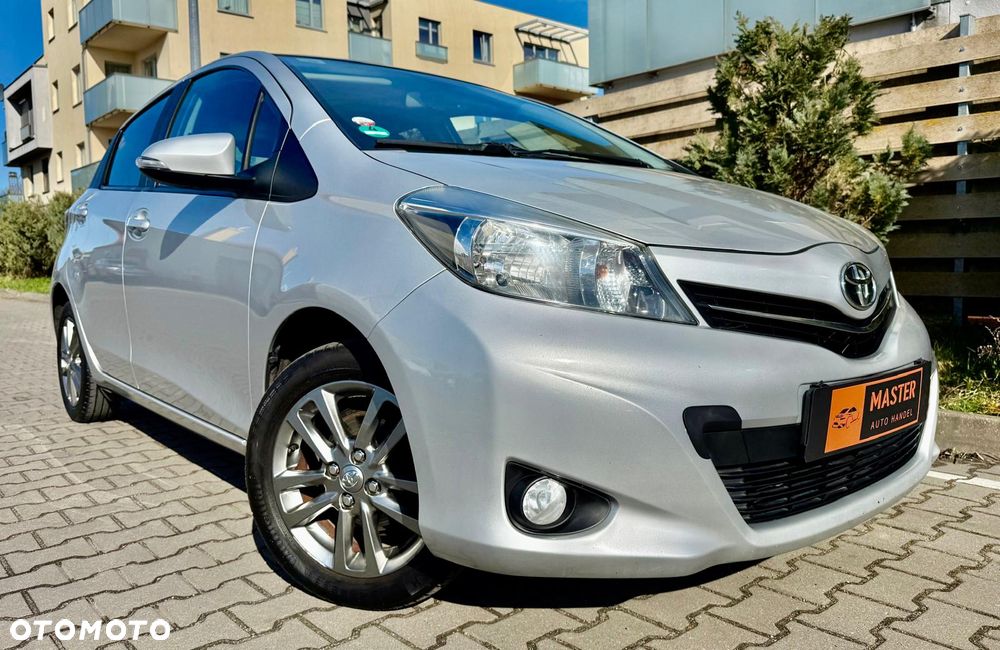 Toyota Yaris 1.33 Prestige - 11