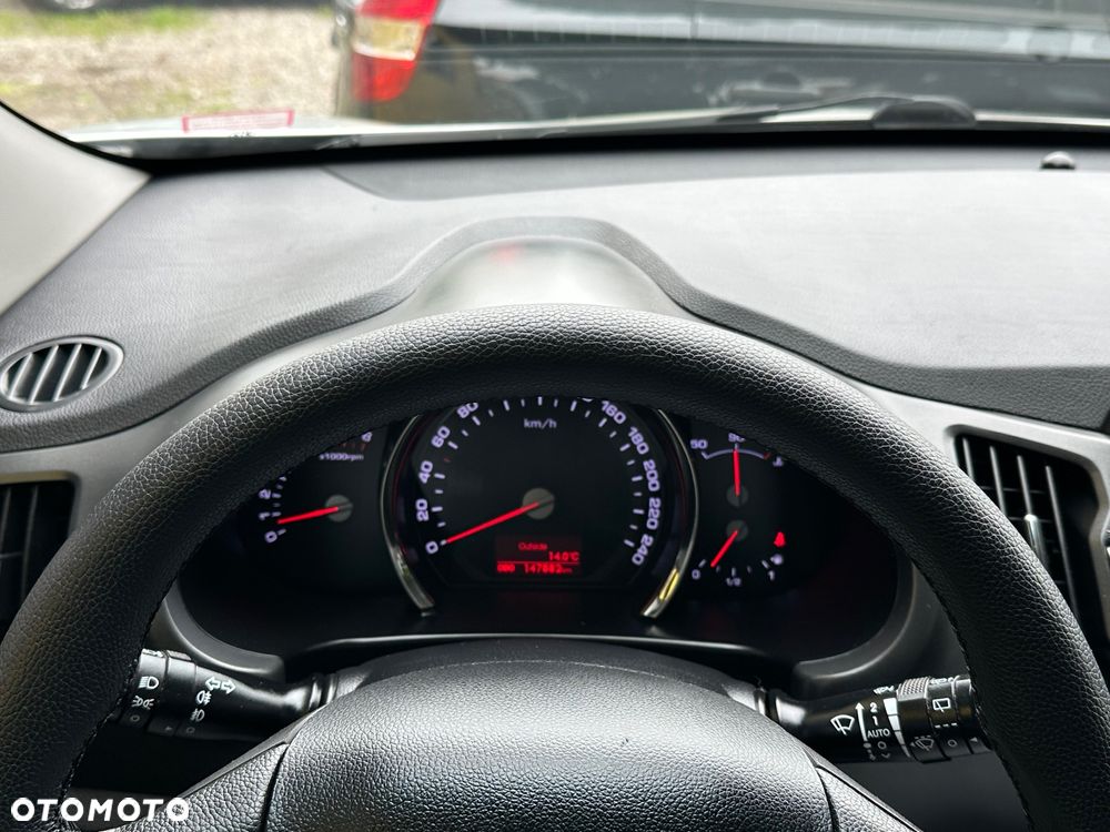 Kia Sportage 2.0 CVVT 4WD Spirit - 24