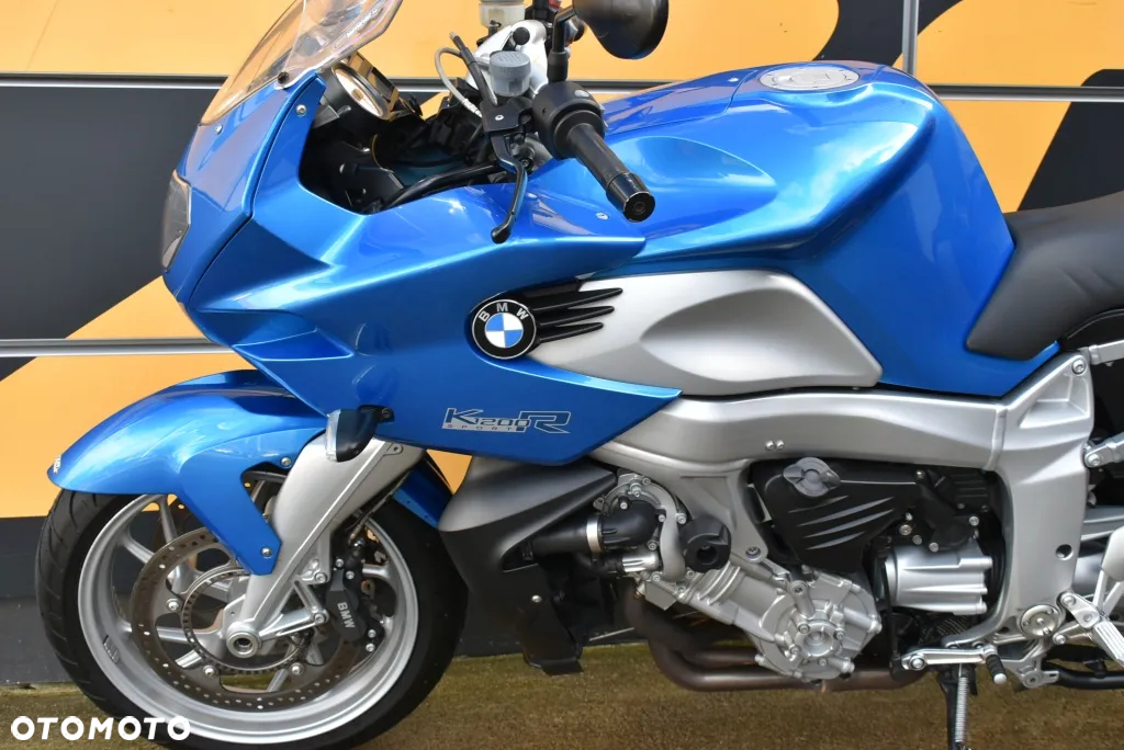 BMW K - 9