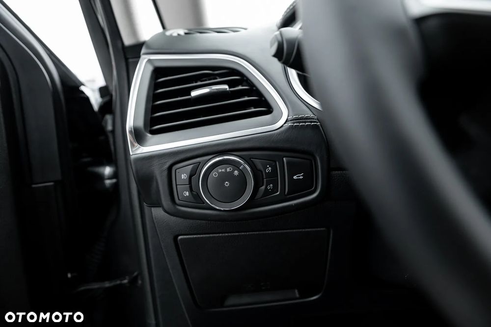 Ford S-Max 2.0 EcoBlue AWD Vignale - 28