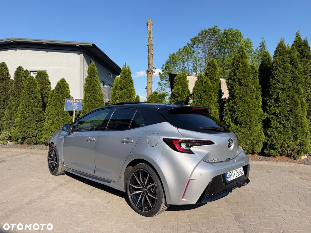 Toyota Corolla 2.0 Hybrid GR Sport - 6