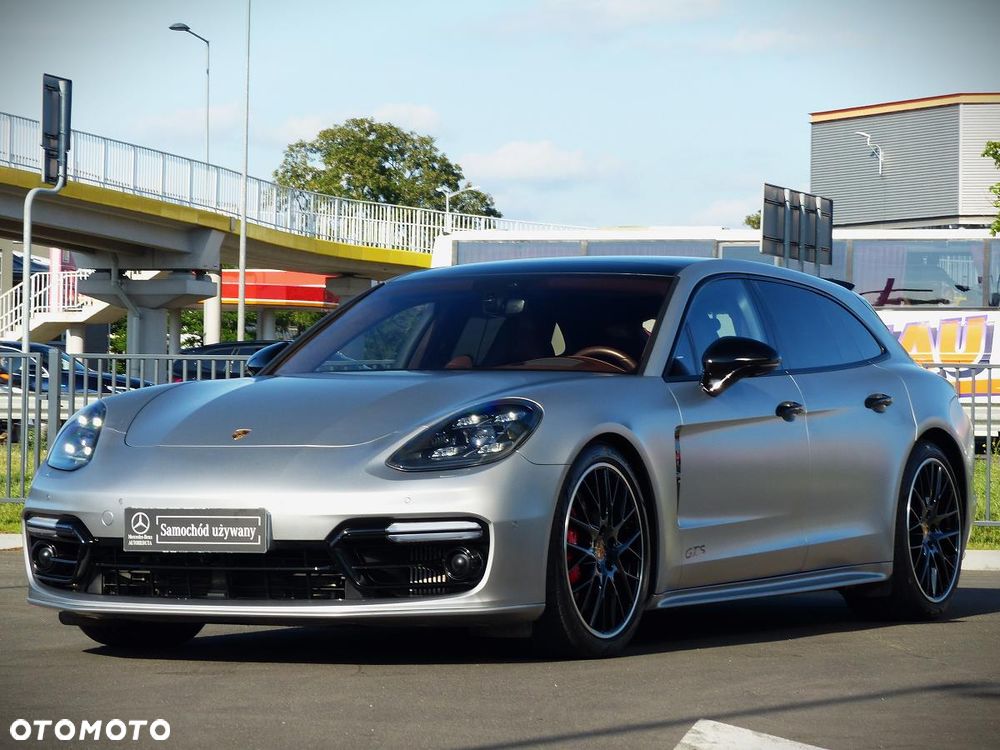 Porsche Panamera GTS - 9