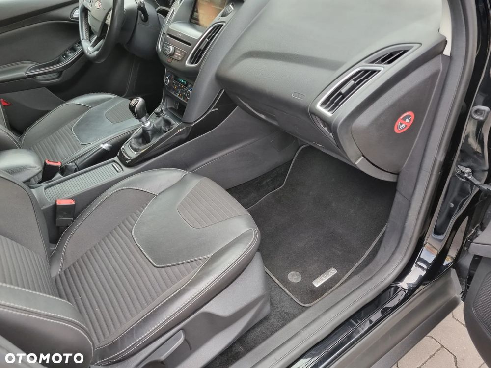 Ford Focus 2.0 TDCi Titanium ASS - 10