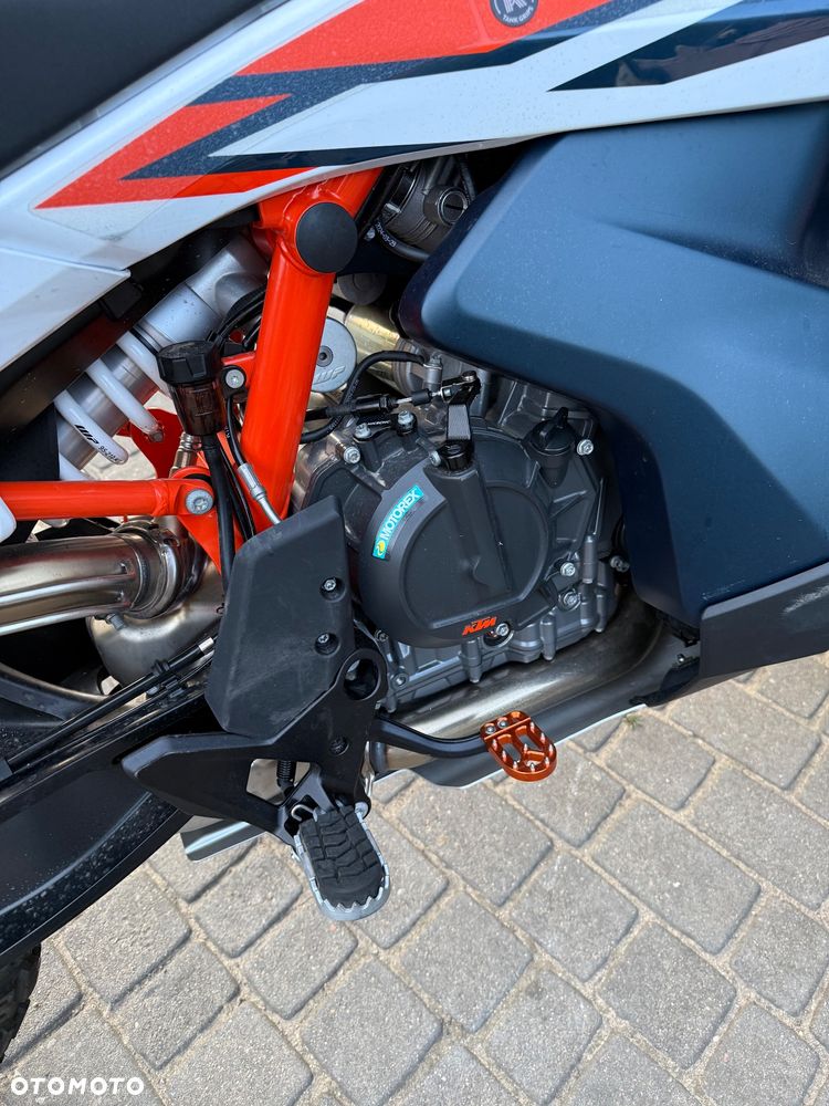KTM Adventure - 7