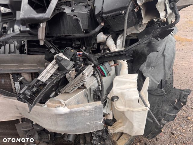 Mercedes-Benz Klasa B 250 e Style 8G-DCT - 15