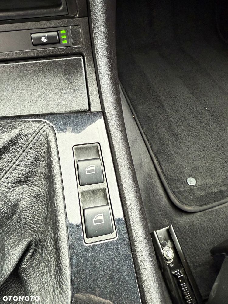 BMW Seria 3 328Ci - 29