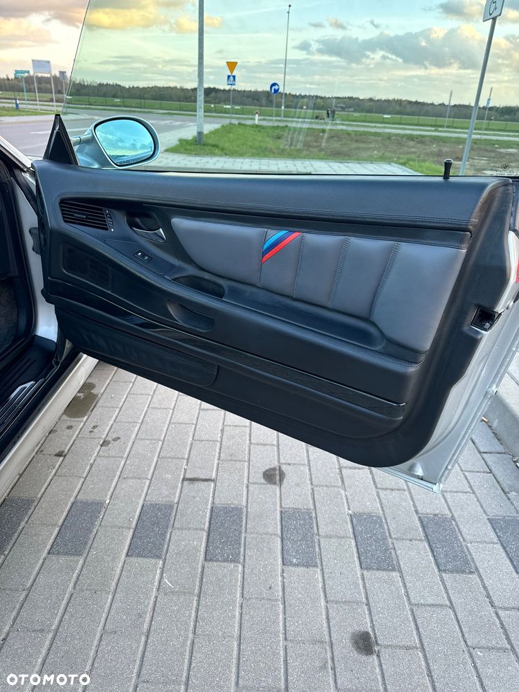 BMW Seria 8 - 14