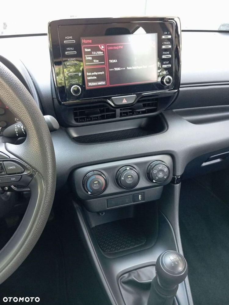 Toyota Yaris - 18