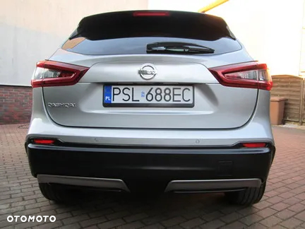 Nissan Qashqai 1.3 DIG-T N-Connecta DCT - 20