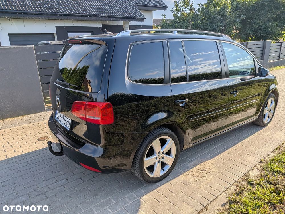 Volkswagen Touran 2.0 TDI DPF DSG Cup - 4