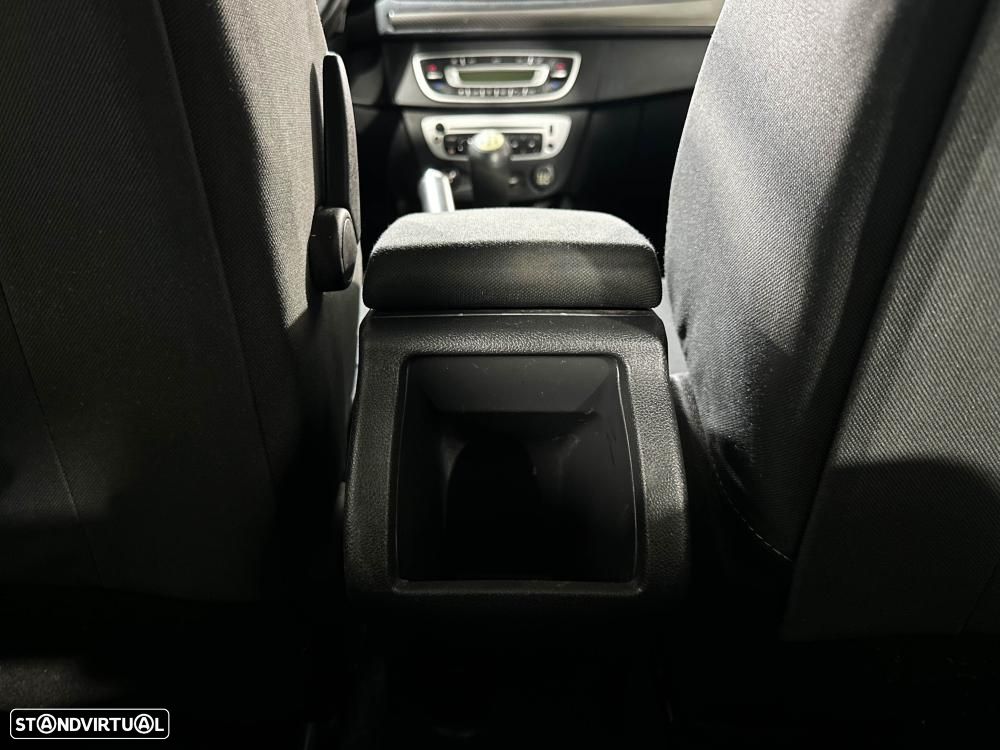 Renault Mégane 1.5 dCi Dynamique CO2 Champion - 21