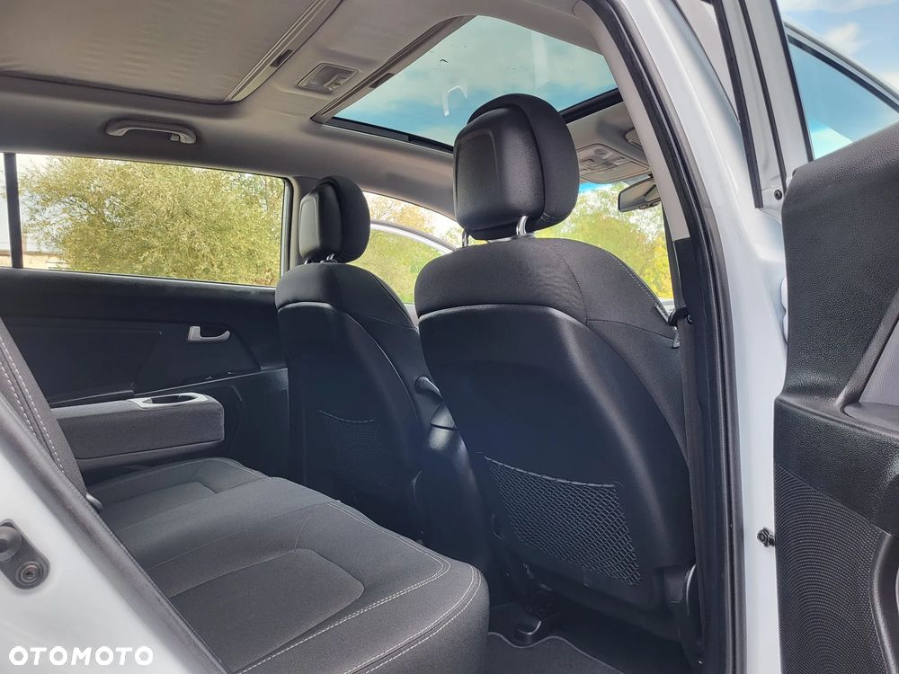 Kia Sportage - 12