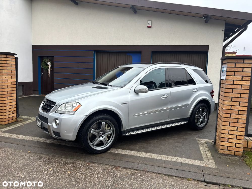 Mercedes-Benz ML 63 AMG 4-Matic - 4