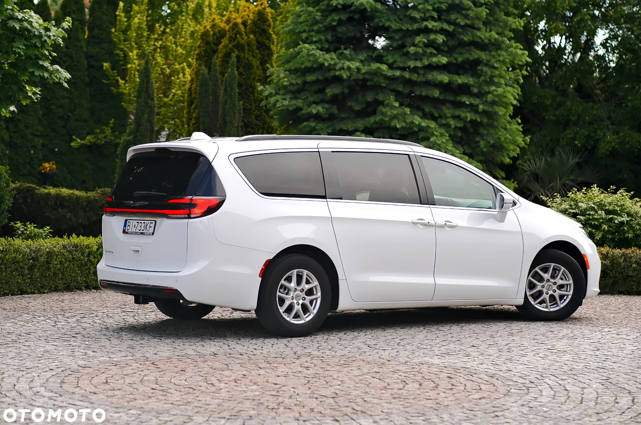Chrysler Pacifica - 9