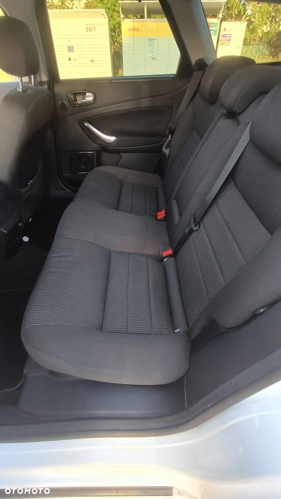 Ford Mondeo - 13